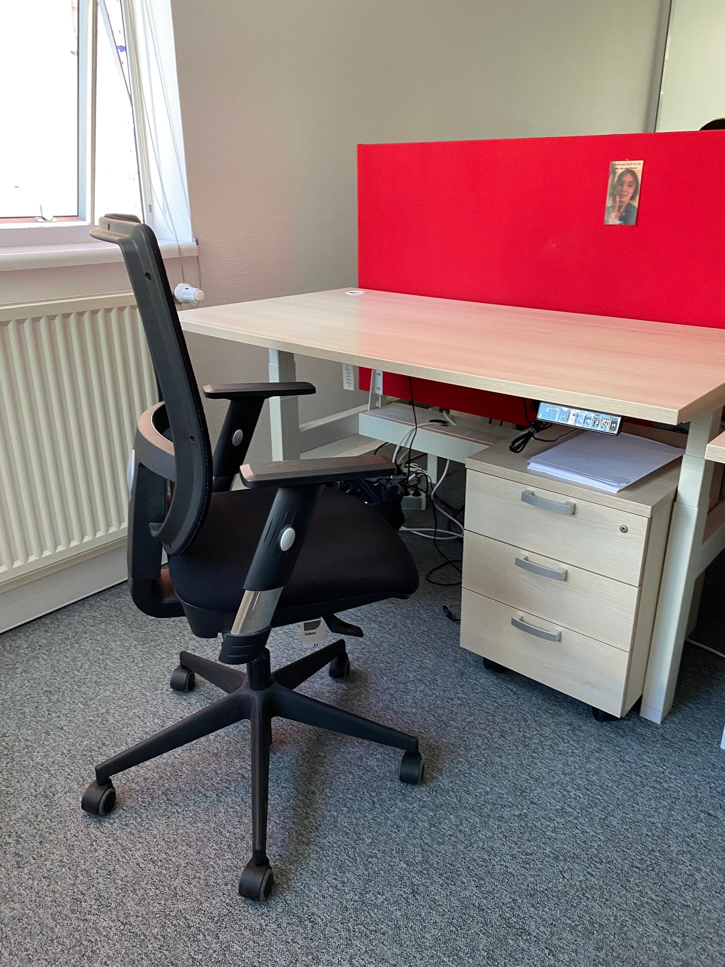 Chaise de bureau reconditionné avec accoudoirs réglables