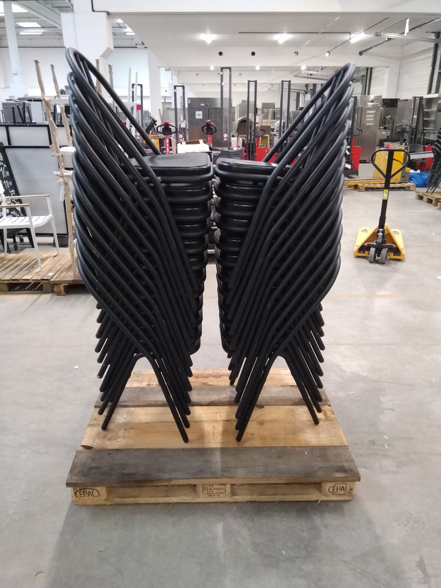 Chaise Métal et Cuir Noir