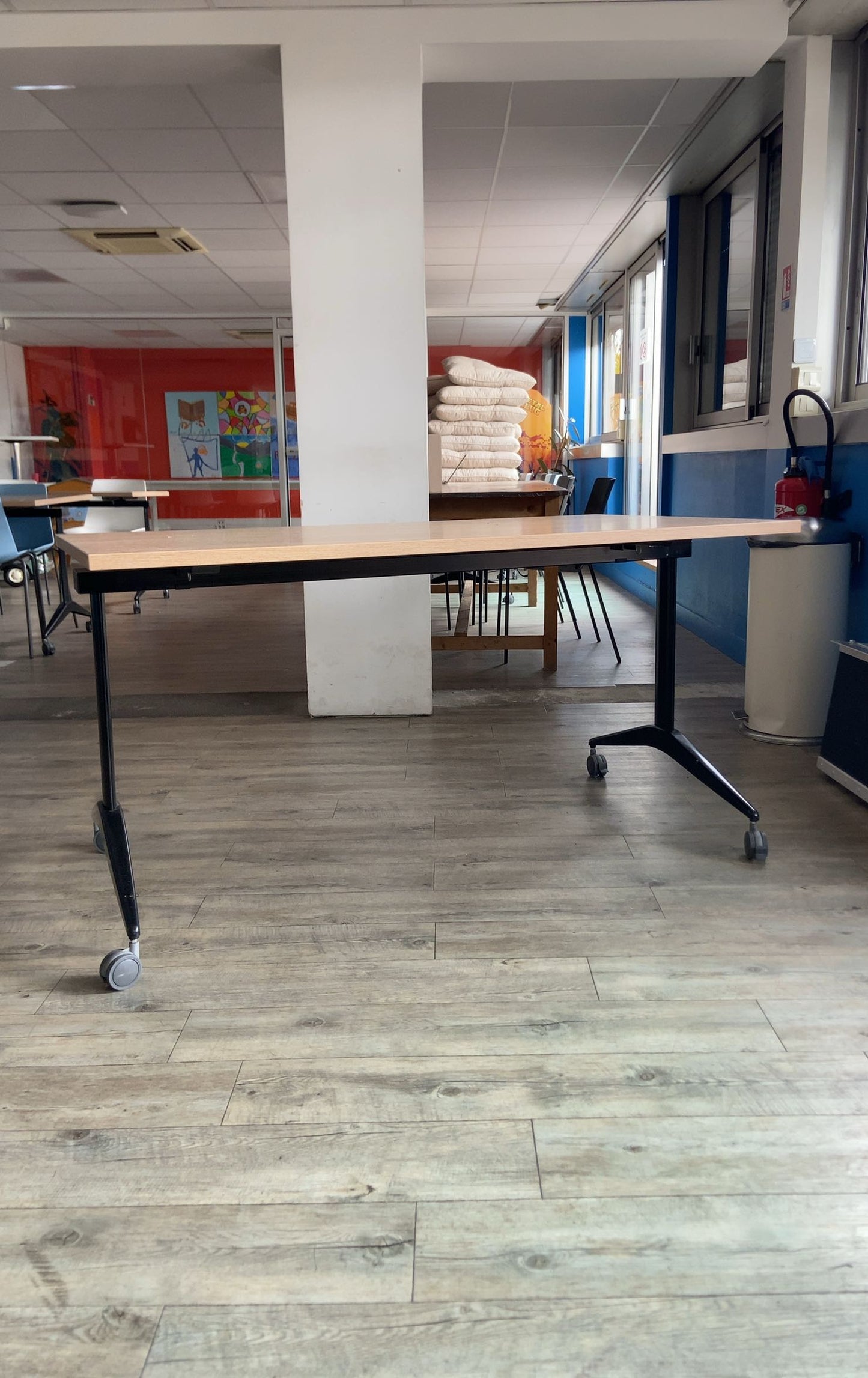 Table à roulettes