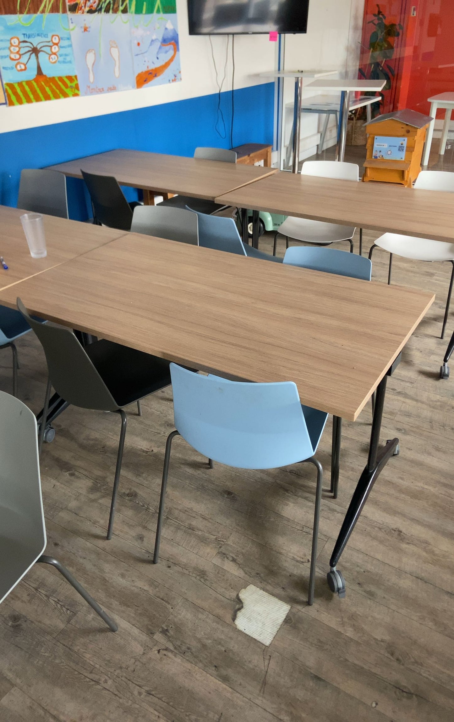 Table à roulettes