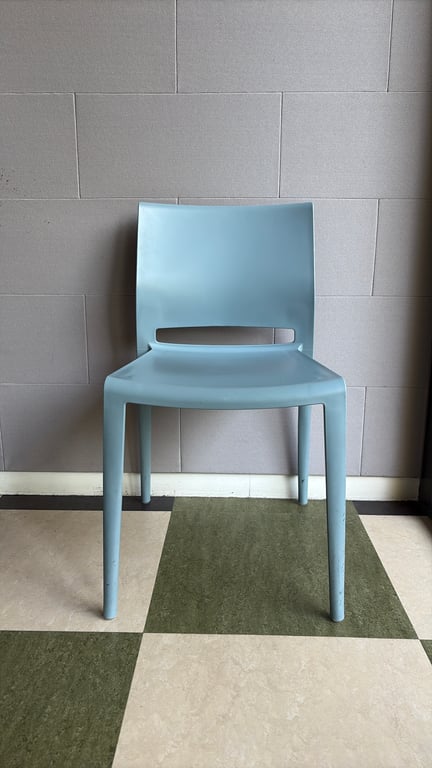 Chaise de cafétéria Bakhita - Model sans roulettes