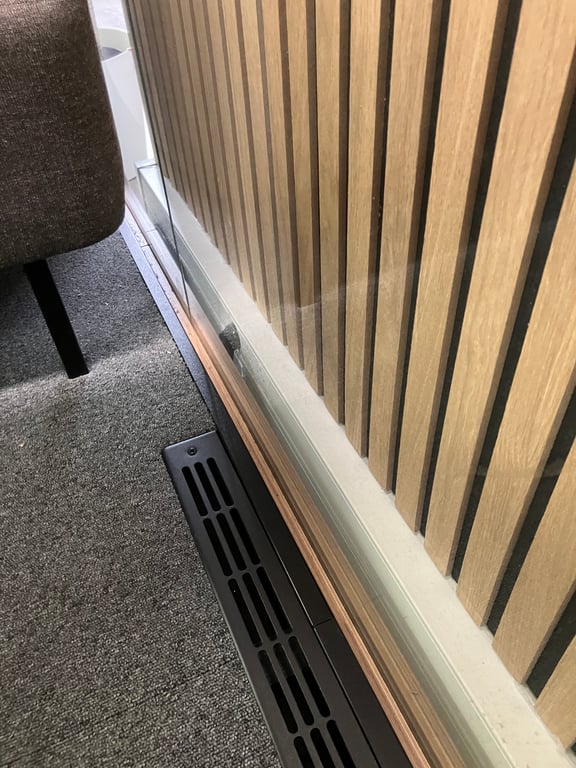 Cabine acoustique Quattro pour 2 à 4 personnes