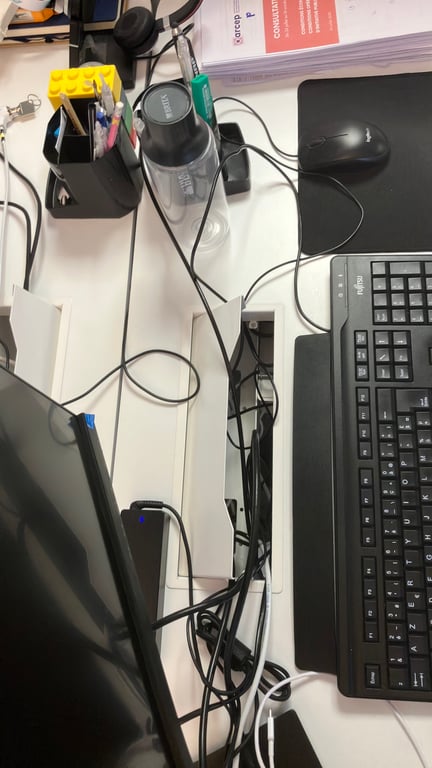 Bureau droit modèle 70-140