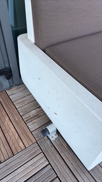 Mobilier d'extérieur en plastique et tissu