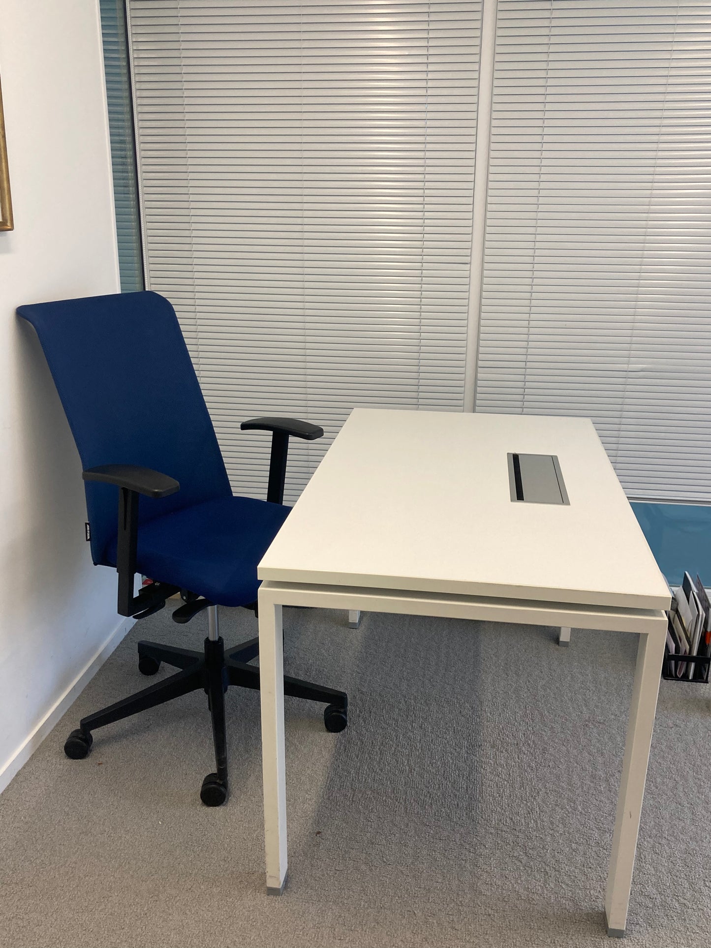 Bureau Droit 140x80x- Majencia Blanc