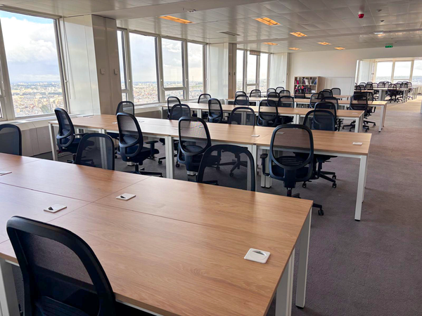 L’Éphémère Naama : quand Redesk et Naama installent le coworking écoresponsable à 120 mètres d’altitude