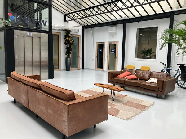 Mobilier détente reconditionné : aménagez des espaces de pause écoresponsables