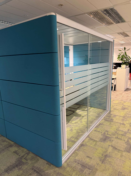 Cabine acoustique 4-5 places OrangeBox Air 25 Bleu