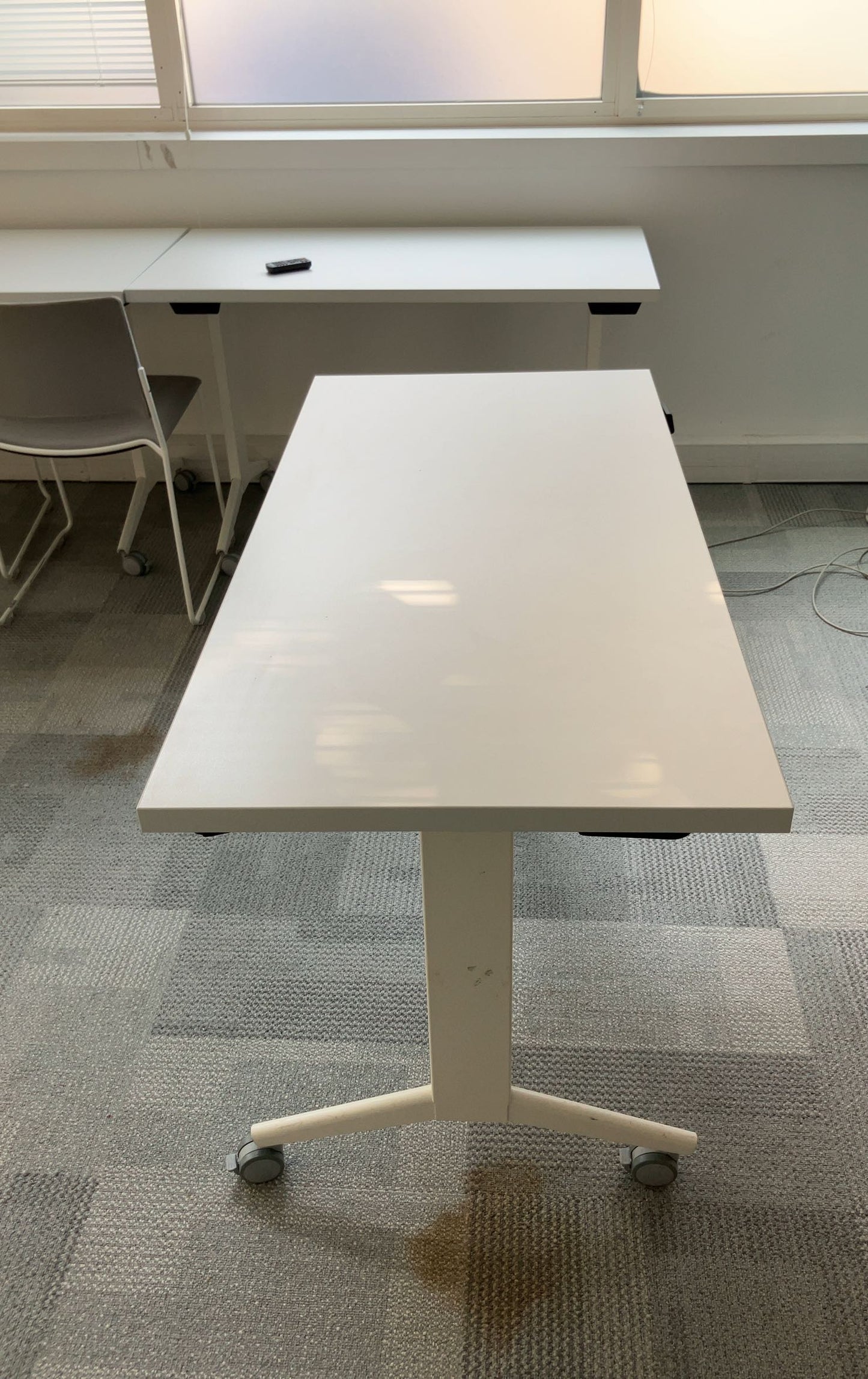 Table à roulettes