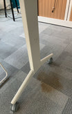 Table à roulettes