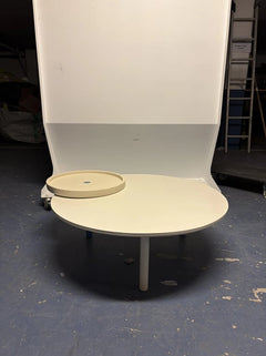 Table basse ronde en métal