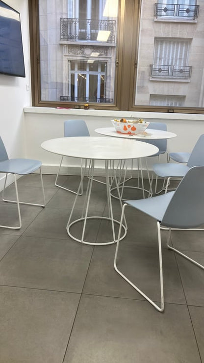 Table ronde de cafétéria