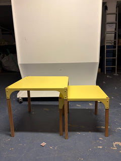 Table basse rectangulaire en bois et métal