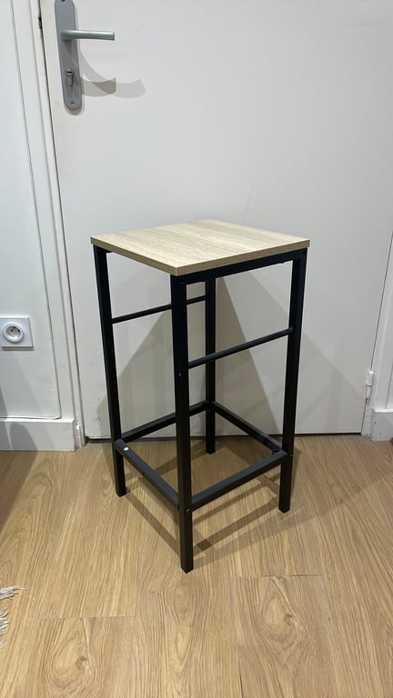 Chaise/tabouret haut en métal et bois