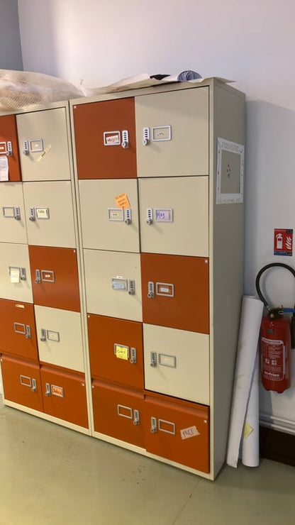 Casier 8 cases avec fermeture à code