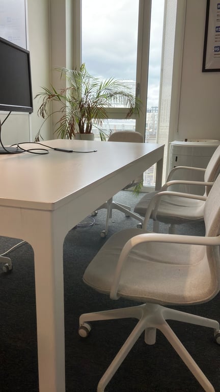 Table de réunion rectangulaire 180x90 en mélaminé blanc