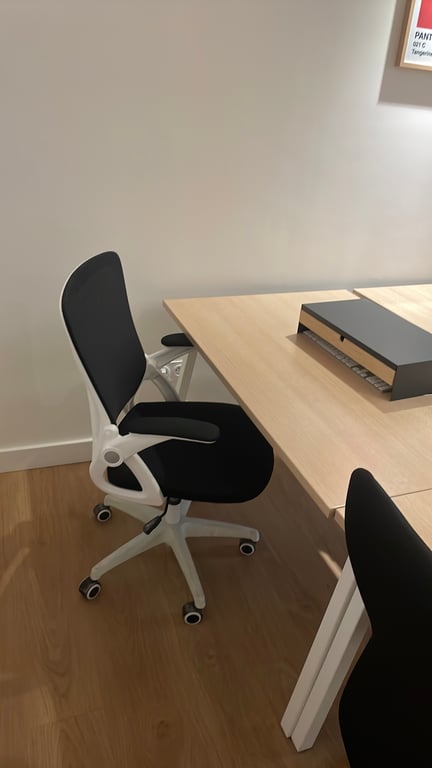 Fauteuil de bureau avec dossier en résille