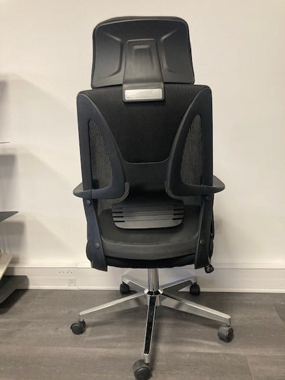 Fauteuil de bureau avec têtière et roulettes