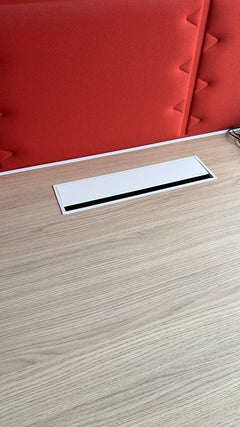 Bureau multiposte avec Top access et Goulotte