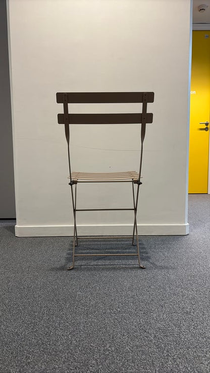Chaise d'extérieur en métal