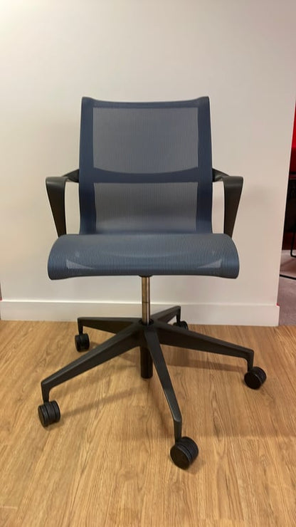 Fauteuil de bureau Setu avec piètement étoile