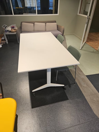 Table de réunion rectangulaire