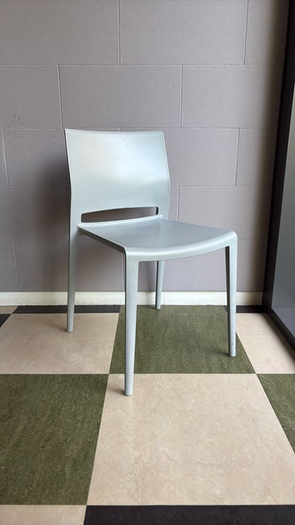 Chaise de cafétéria Bakhita
