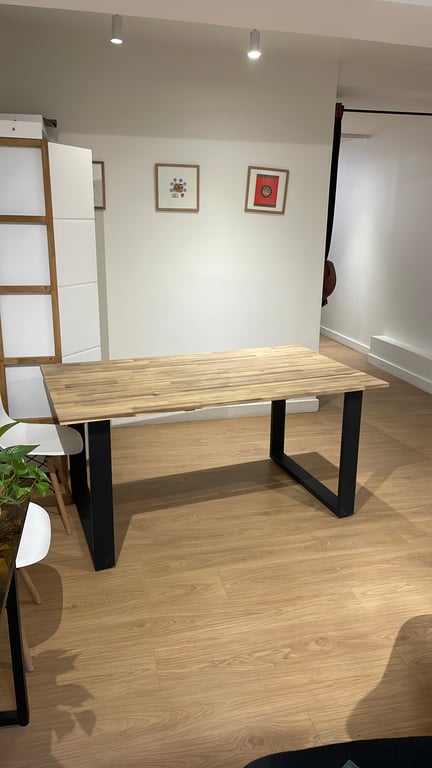 Table de réunion rectangulaire en bois et métal