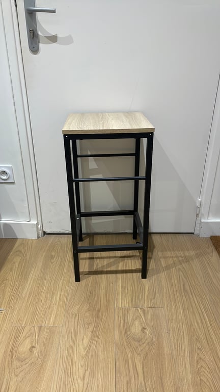 Chaise/tabouret haut en métal et bois