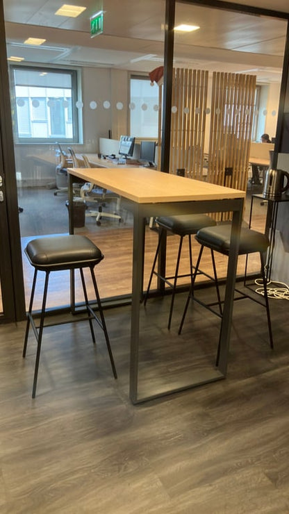 Table haute rectangulaire pour cafétéria