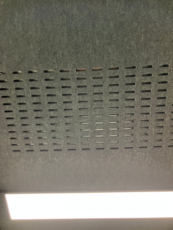 Cabine acoustique Quattro pour 2 à 4 personnes