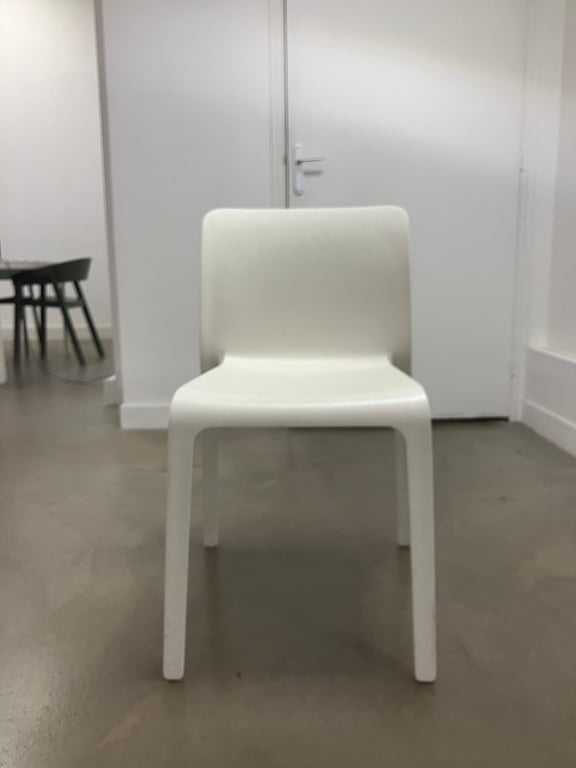 Chaise de réunion - Chaise polyuréthane blanche