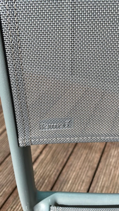 Chaise d'extérieur en métal et plastique