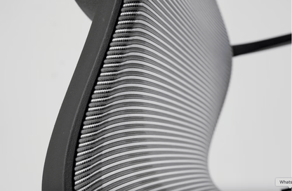 Fauteuil de bureau ergonomique avec roulettes et dossier résille