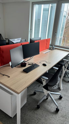 Bureau multiposte avec Top access et Goulotte